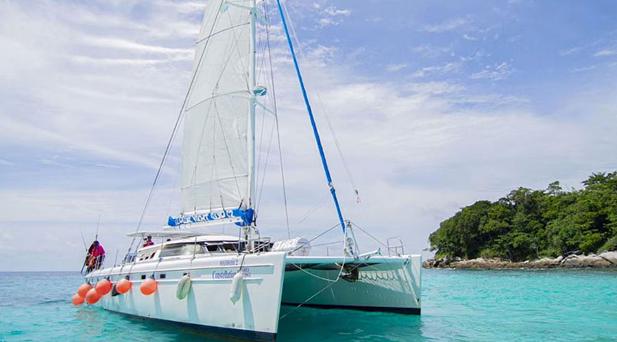 Private Catamaran to Coral Island