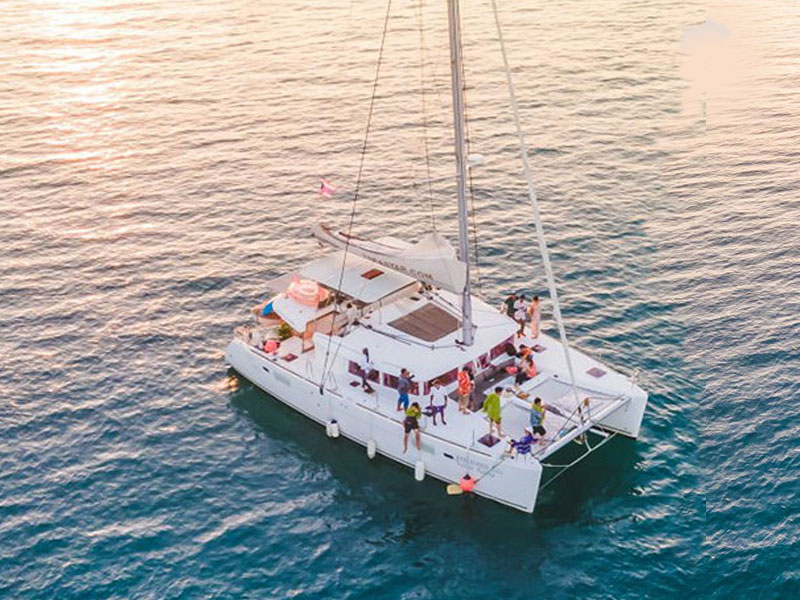 day yacht charter phuket