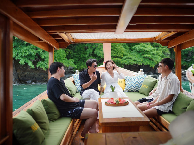 yacht day trip phuket